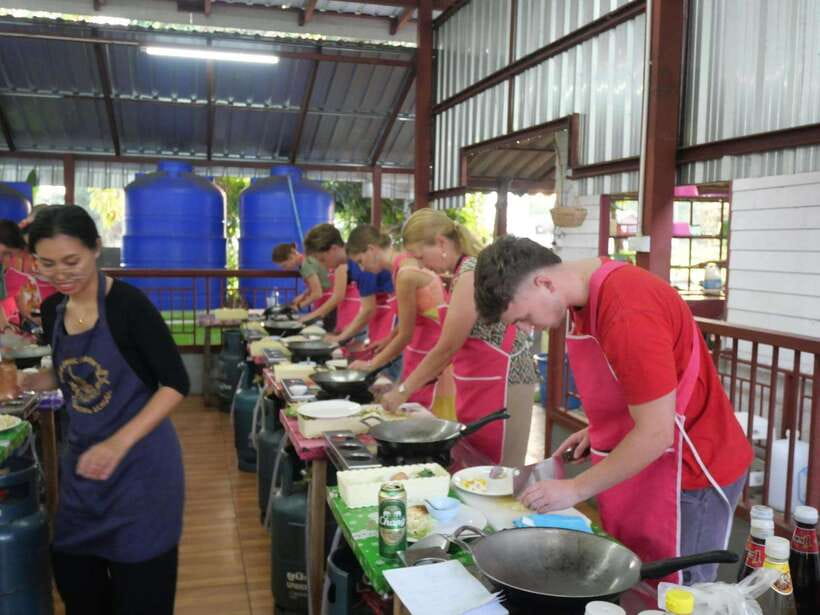 Full Day Thai Cooking Class in Organic Farm and Market - Key highlights worth your time