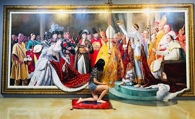 Fullday Private Tour Guide Service with Thai LUNCH in & around Bangkok(8 Hours) - Art and museums: MOCA, Marble Temple, and Art in Paradise