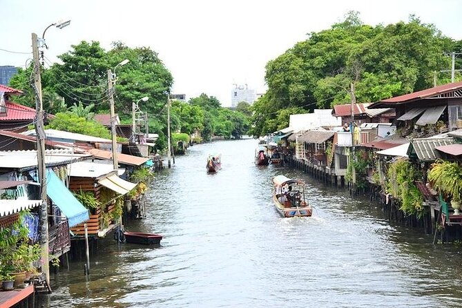 Giant Buddha and Bangkok Local Tour - Khlong Bang Luang Artist House: canal life and DIY creativity