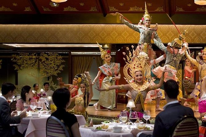 Gourmet Dinner & Spectacular Show at Mandarin Oriental - Timing, Group Size, and What 2 Hours Actually Means