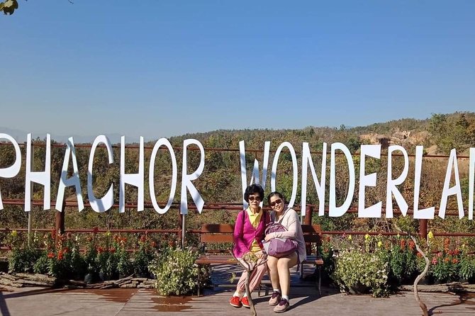 Grand Canyon Chiang Mai Private Tour with Pottery Village - Pha Chor and Grand Canyon Chiang Mai: cliffs, clear water, and great views
