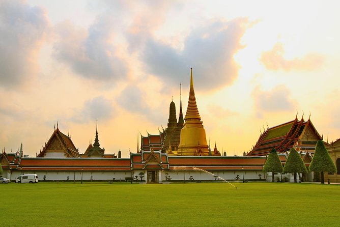 Grand Palace Glory and Emerald Buddha : Half-Day Tour in Bangkok - Price and Logistics: what you’re really buying for $77.40