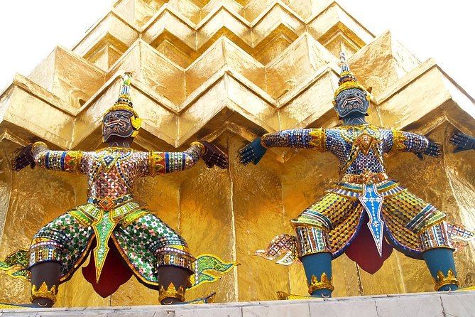 Grand Palace & Temples of Bangkok - Stop 4: Wat Arun (Temple of Dawn) and why the river bank matters