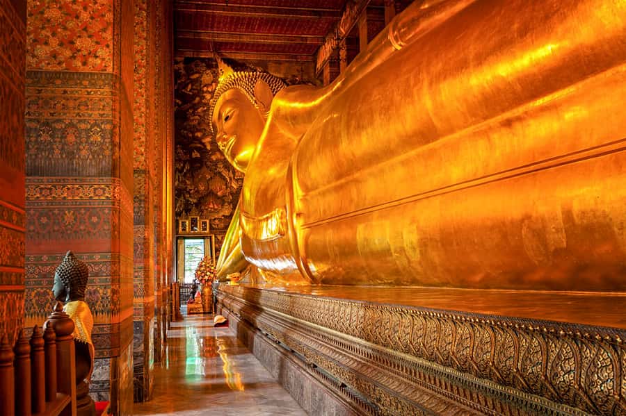 Grand Palace, Wat Pho, and Wat Arun: Guided Tour in Spanish - What to bring and what to wear (this matters in temples)