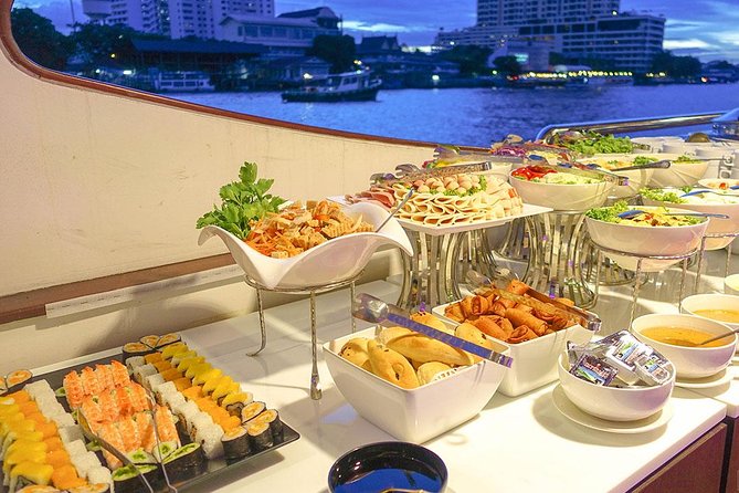 Grand Pearl Bangkok Dinner Cruise with & Hotel Transfer - Wat Arun and the Grand Palace from the river: the best kind of sightseeing