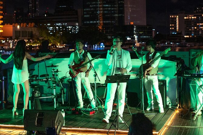 Grand Pearl Dinner Cruise Experience at Bangkok with Pickup - Live music and Thai classical dance: the show you can actually plan around