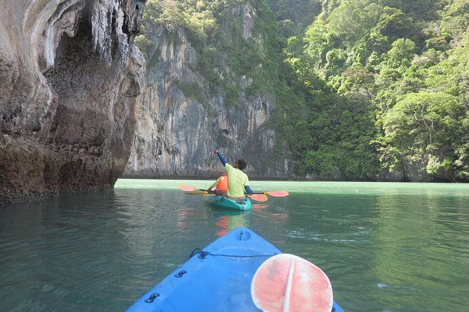 Half day 3 island, Kayaking (Talabeng Sea Cave) - Mangrove Forest Wildlife: Monkeys, Mudskippers, and Following the Guide