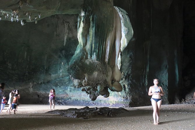 Half day 3 island, Kayaking (Talabeng Sea Cave) - Guide English Levels: How to Make the Most of the Day