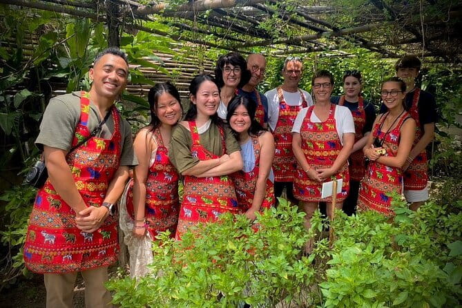 Half Day Chiang Mai Cooking Class and Market Taste Tour - Who Should Book This Cooking Class in Chiang Mai?