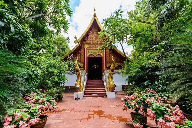 Half Day Chiang Rai City Tour including White Temple & Wat Phra Kaew - Chiang Rai Market Time: Quick Shopping Without Losing the Day