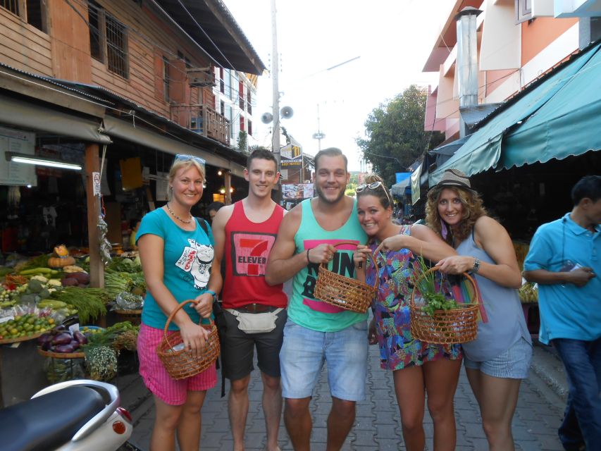 Half-Day Cooking Class with Market Tour - Choose your spice level and plan your appetite