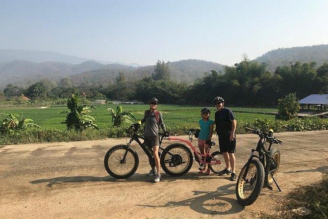 Half-day E-bike Nam Phrae (hilly, fully paved roads, GUIDED) - Escape route near Chiang Mai: Nam Phrae on an e-bike