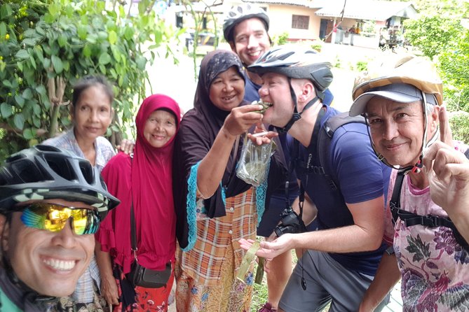 Half day Koh Klang culture cycling - Food and Timing: What to Do About Lunch