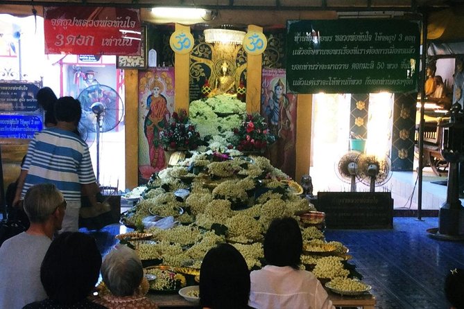 Half Day Phra That Doi Kham Temple and Royal Park Rajapruek (Private Tour) - Timing tips: morning vs afternoon for views and vibes