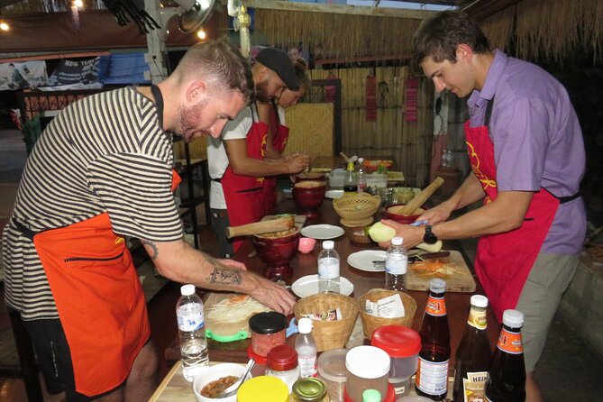 Half-Day Thai Cooking Class and Market Tour From Chiang Mai - How the Teaching Keeps Thai Flavor Straight (Not Mystical)