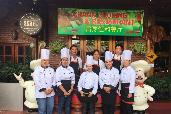 Half-Day Thai Cuisine Cooking Experience in Chiang Mai - Chang Cooking near Tha Phae Gate: a class with real Thai structure