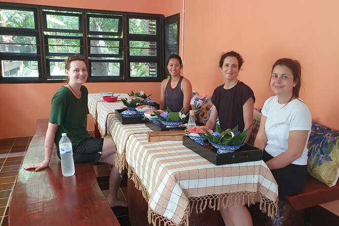 Half-Day Yoga, Meditation, and Thai Cultural Immersion in Chiang Mai - Wat Phra That Doi Saket and the Nearby Local Market Stop