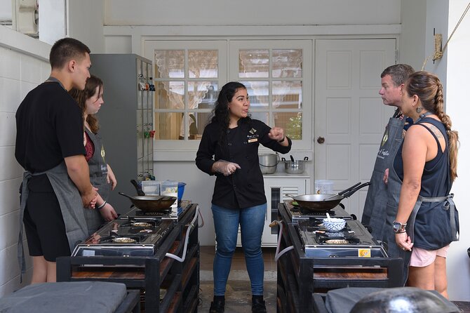 Hands-on Thai Cooking Class & Market Tour in Sukhumvit - The dishes, explained in plain terms (what each teaches you)