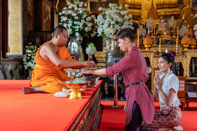 Highlights & Hidden Gems With Locals: Best of Bangkok Private Tour - Stop 3: Wat Arun (Temple of Dawn) when the details matter