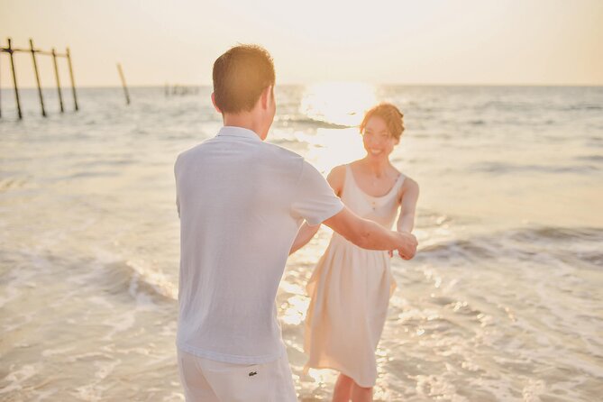 Holiday travel photoshoot in Phuket - The photo delivery timeline: fast originals, then polished edits