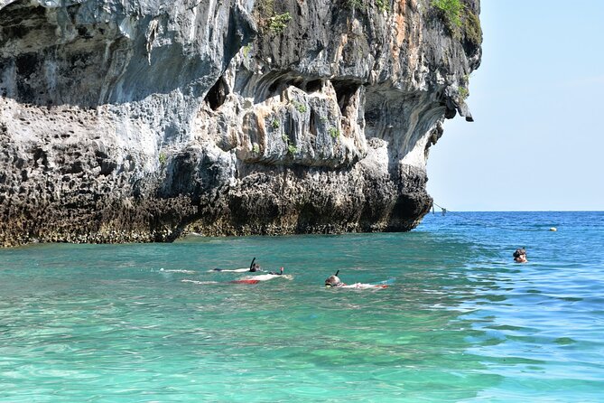Hong Island Sunset Tour with Buffet Dinner & Night Snorkeling - Pak Bia Island BBQ: snack, swim, eat, repeat