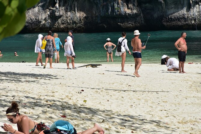 Hong Island Sunset Tour with Buffet Dinner & Night Snorkeling - Koh Hong and Hong Island lagoons: the part you came for
