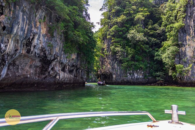 Hong Islands One Day Tour by Speed Boat from Ao Nang, Krabi - Daeng Island: Red Limestone Rocks and Snorkel Time