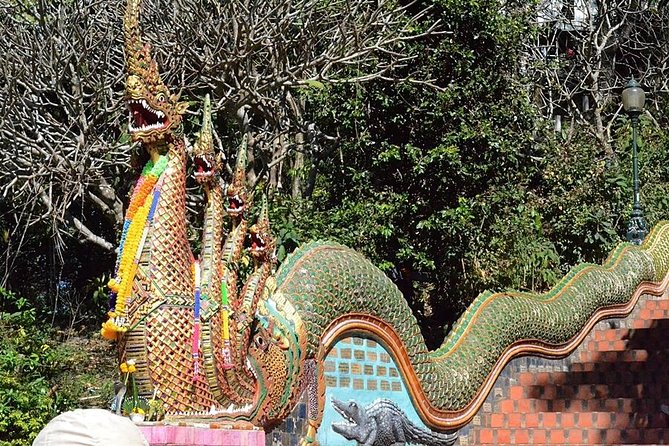 Hot! Doisuthep Temple+Wat Palad+Sticky waterfall - Weather matters more than you think