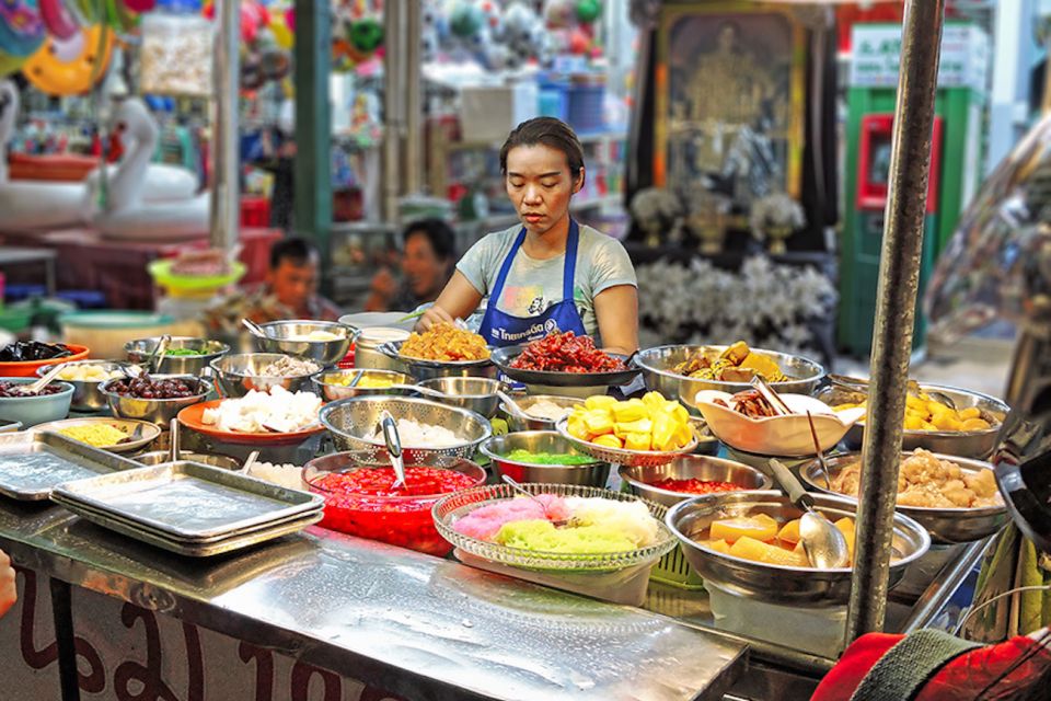 Hua Hin: Local Food Nighttime Guided Tour - Isaan and Northern bites: Sai Krok Isaan to Khao Soi