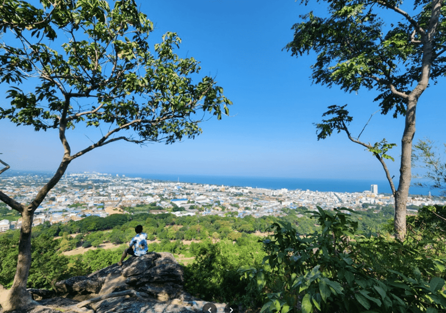 Hua Hin: One Day City Tour - How pick-up and the WhatsApp coordination works