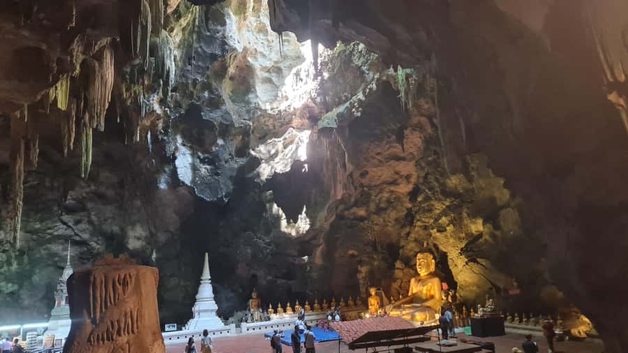 HUA HIN : Phetchaburi & Summer Palace ( Private Tour ) - Khao Luang Cave: the Buddha gallery inside a 99-step climb