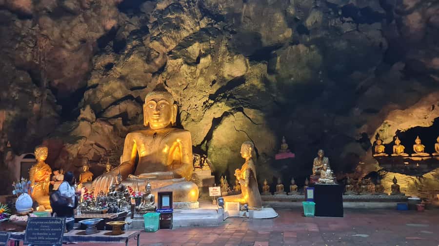 HUA HIN : Phetchaburi & Summer Palace ( Private Tour ) - Khao Wang complex: royal buildings that feel connected, not random