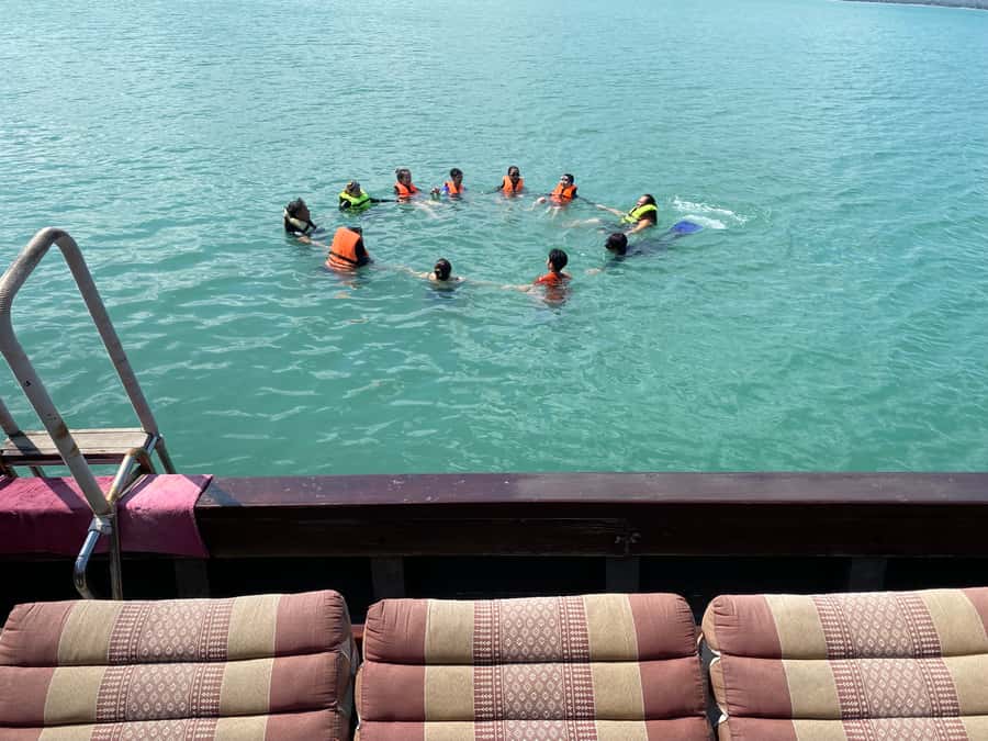 Hua Hin: Siamtara Sunset Sailing Dinner Cruise with Pickup - Who Should Book This Cruise, and Who Should Skip It