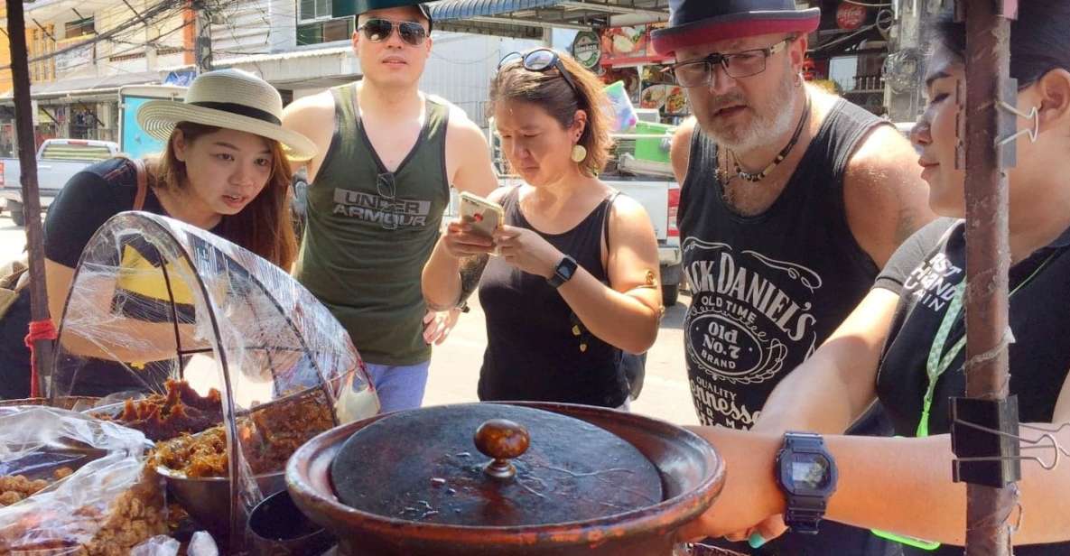Hua Hin: Thai Street Food & Market Walking Tour - Thai breakfast to start: Jok Muu and Café Boran