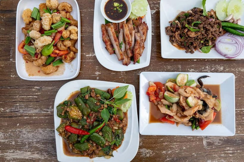 Hua Hin: The Real Jing Jing Thai Food Tour - Your 3.5-Hour Route: Boat Noodles, Southern Plates, then Isaan Salads