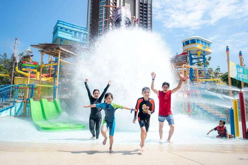 Hua Hin: Vana Nava Waterpark Ticket - Adventure River with 7 Dinosaur Model: themed fun that doesn’t batter you