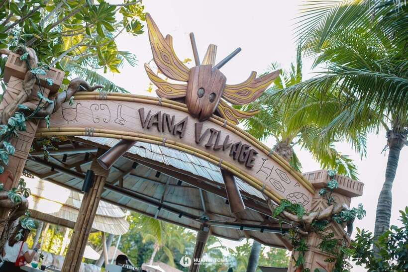 Hua Hin: Vana Nava Waterpark Ticket - Thailand’s biggest-name slides: Abyss and the megaphone moment