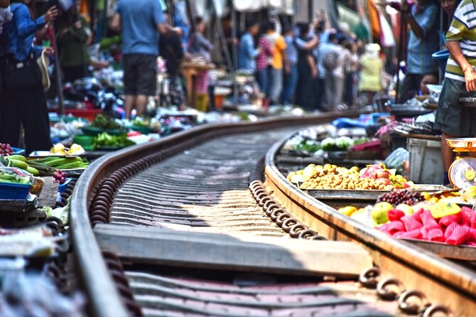 Iconic Markets: Damnoen & Train Market Explore - Hotel Pickup and Small-Group Rhythm in Bangkok