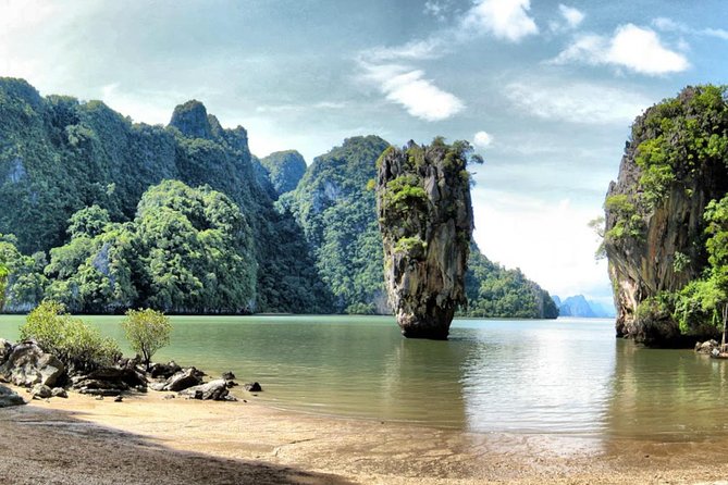 James Bond Island Adventure: Speedboat & Canoe Expedition - Stop three: James Bond Island and how to time your photos