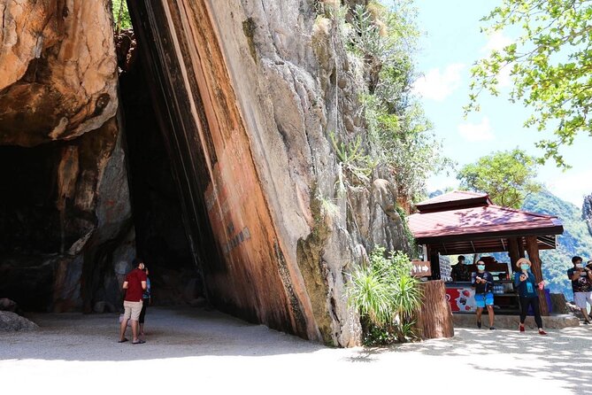 James Bond Island and Phang Nga Bay Tour + Canoeing By Speedboat From Phuket - James Bond Island (Ko Khao Phing Kan): the famous rock, with a calmer feel