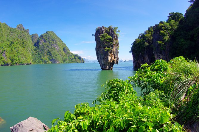 James Bond Island Day Trip With Sea Canoeing - Wat Suwan Kuha Monkey Cave: what to expect on arrival