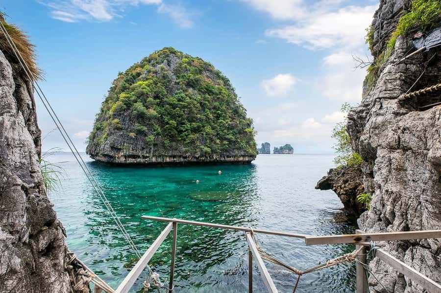 James Bond Island Tour by Long Tail Boat or Speedboat - A James Bond Island Day That’s More Than One Photo Stop