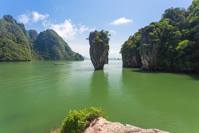 James Bond & Khai Islands Speedboat Day Tour From Khao Lak - Hong Island canoeing: mangroves, caves, and the best movement of the day