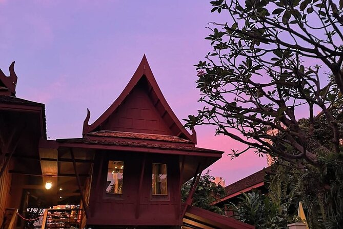 Jim Thompson House Museum Entrance Ticket & Hotel Pick up - The shop experience: a practical place to browse gifts