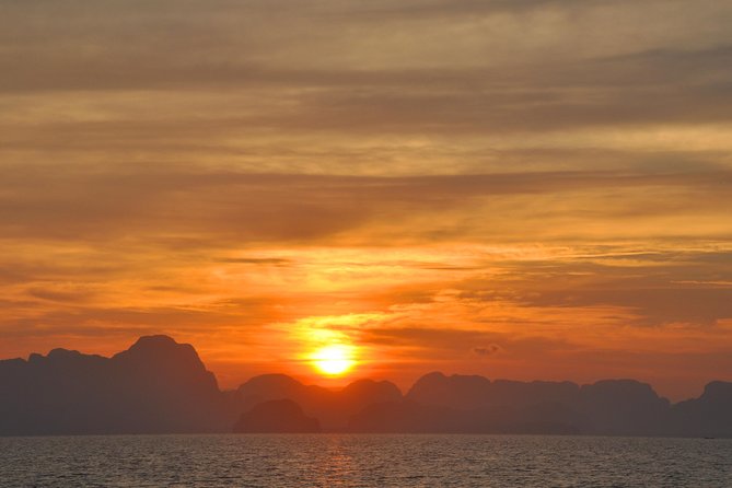 John Gray's Adventure Hong by Starlight in Phang Nga Bay - Timing and how a long day stays manageable (from 11:30 pm to after dark)