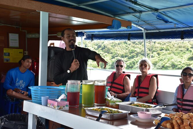John Gray’s Private Hong by Starlight Tour with Sea Cave Kayaking - After Dark: Floating Your Krathong and the Loi Kratong-Style Finish