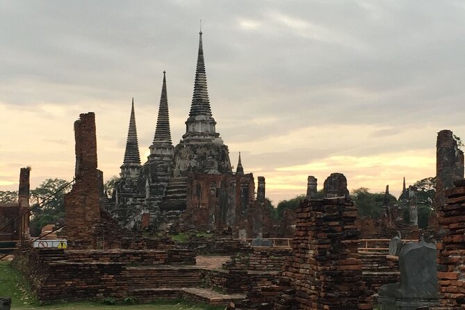 Journey from Bangkok to Chiang Mai (6 days 5 nights) Tour start from 2 people - Chiang Mai Temples: Wat Chedi Luang and Doi Suthep’s Naga Stairway