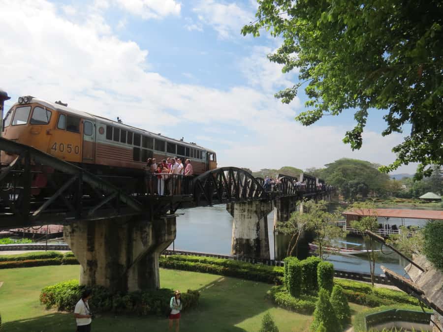 Kanchanaburi River Kwai & Hellfire Pass Private Tour - JEATH War Museum and War Cemetery: Set Your Head Before the Main Sights
