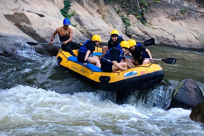 Khampan Rafting: White Water Rafting Guided Adventure in Chiang Mai - Entering Mae Taeng River: 10 km of guided white-water