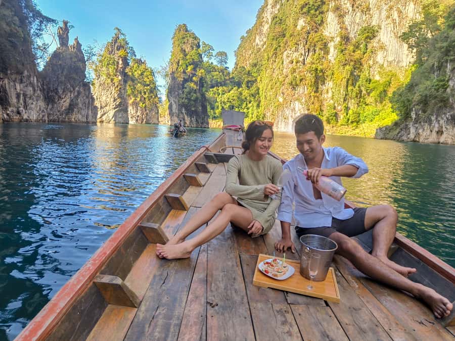 Khao Lak: Cheow Lan Lake Romantic Sunset Cruise with Drinks - Raft-house kayaking and swimming: the active break from cruising